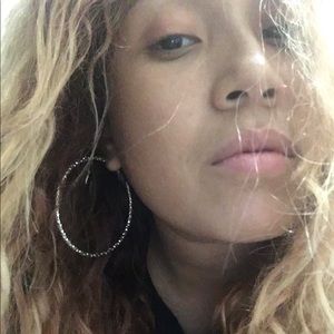 Meet your Posher, Ninfa